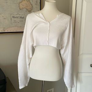 Cutest Worn / Used Extremely Cropped White Urban Outfitters Long Sleeve Top